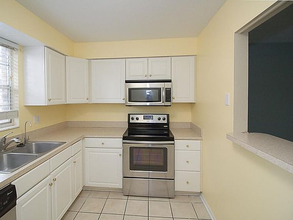 3rd image of 5201 Atlantic Blvd Unit 184