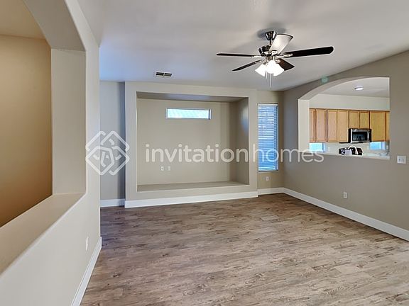 3rd image of 5329 Coral Hills St