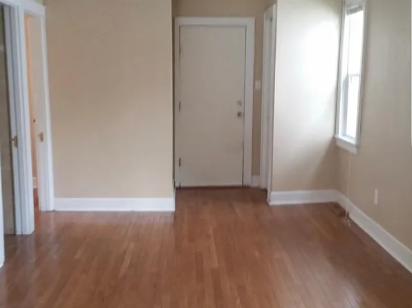 2441 S Austin St, Milwaukee, WI 53207