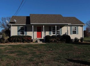 1010 Dellrose Dr, Bell Buckle, TN 37020