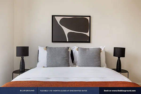 Rented by The Blueground | media 62