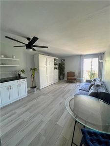 1615 West Ave APT 402, Miami Beach, FL, 33139