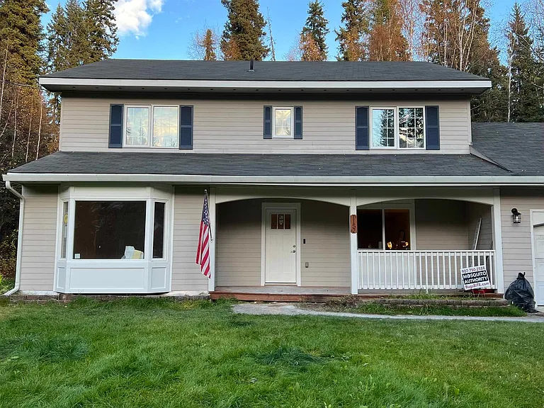 1157 Acorn Cir — Photo 1