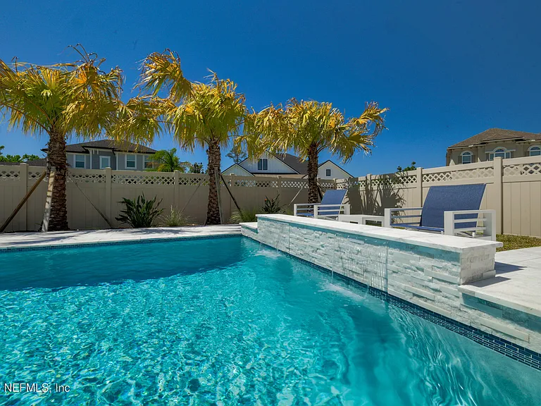 318 Windwalker Dr — Photo 17