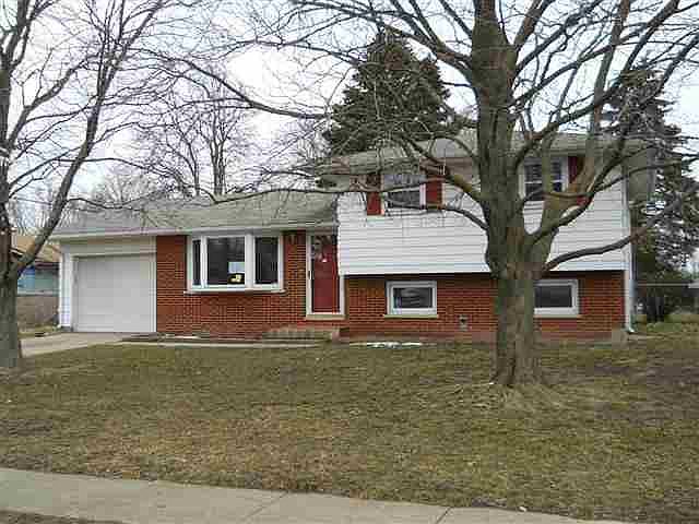 1st image of 56716 Spruce Ln