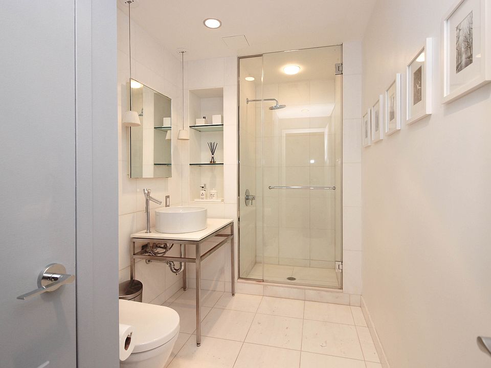 1st image of 15 Broad St APT 1706