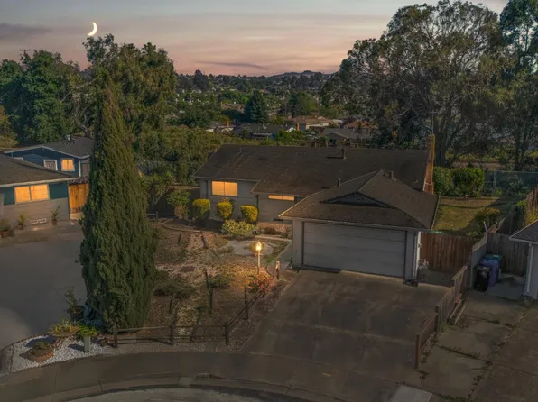 266 Highlands Ct, San Pablo, CA 94806
