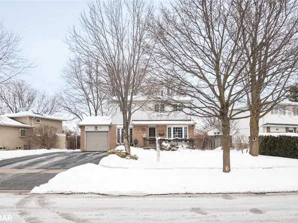 805 Cabot Trl, Milton, ON L9T 3S7