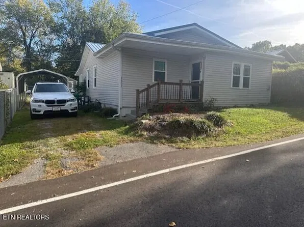 3507 Triple Oak St, Rockford, TN 37853