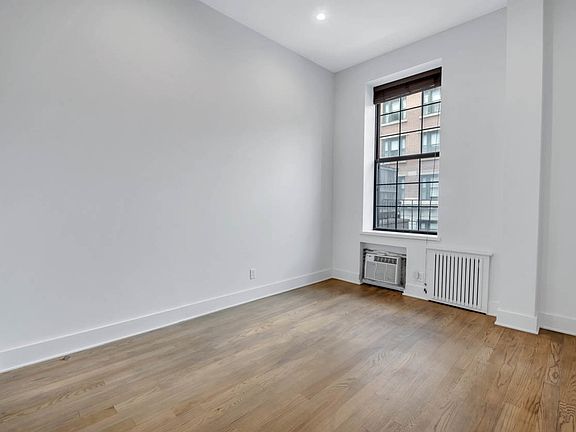 4th image of 126 E 27th St APT 2F