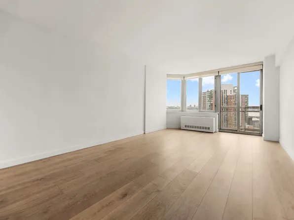 500 West 43rd Street image 1 of 12
