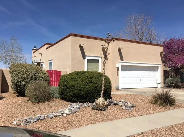 5701 Bosque Vista Dr NE, Albuquerque, NM 87111