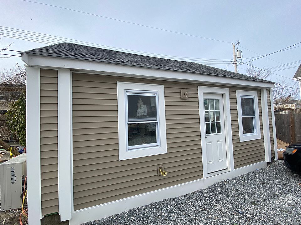 2nd image of 30 Gould St #4