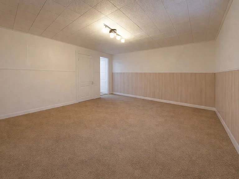 610 E Bertsch St — Photo 7