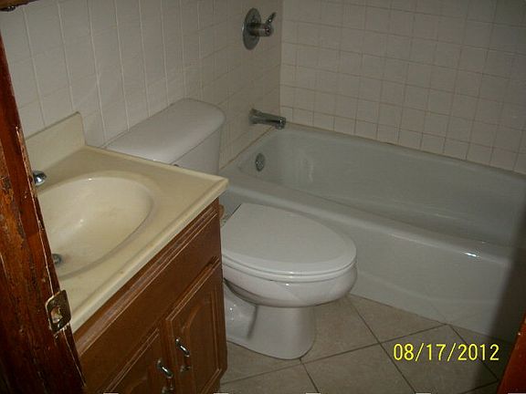 5th image of 187 32nd Ln