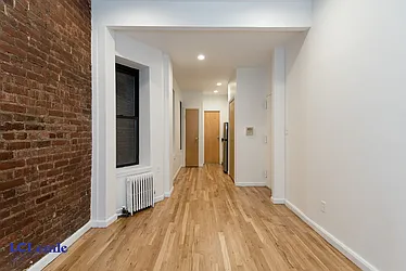 Rented by LC Lemle Real Estate Group