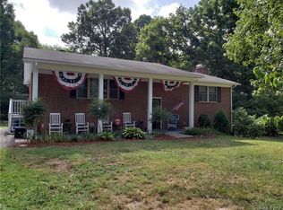 5833 Circlewood Dr, Kannapolis, NC 28081