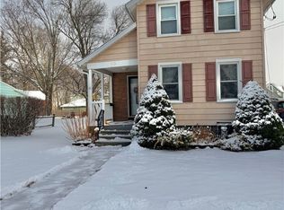 10 Maple St, Auburn, NY 13021