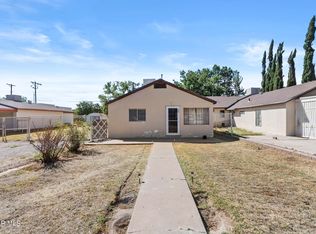 242 McKinney St, Clint, TX 79836