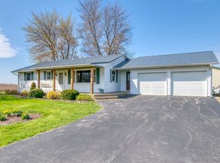 11951 Fox River Dr, Newark, IL 60541