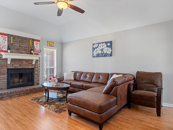 5th image of 7860 Freehold Dr