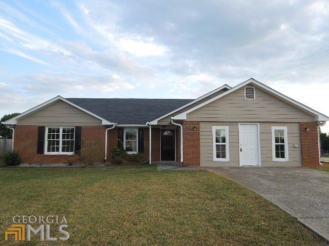1st image of 16 Valley Creek Dr