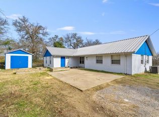 1616 Pecos St, Lockhart, TX 78644