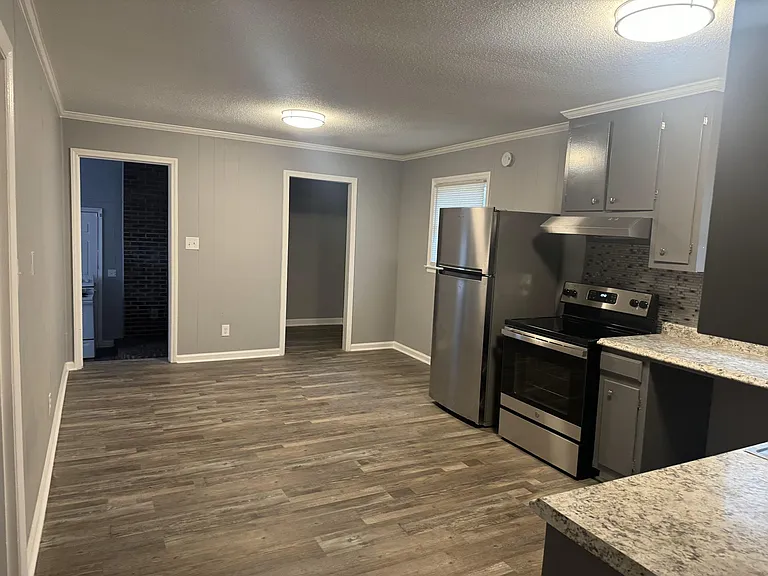 205 Lancaster Rd — Photo 10