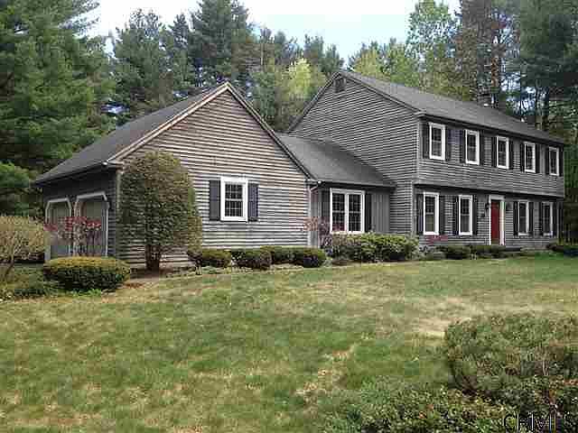 1st image of 38 Fox Hollow Ln