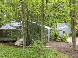 12330 Betty May Ave, Sawyer, MI 49125