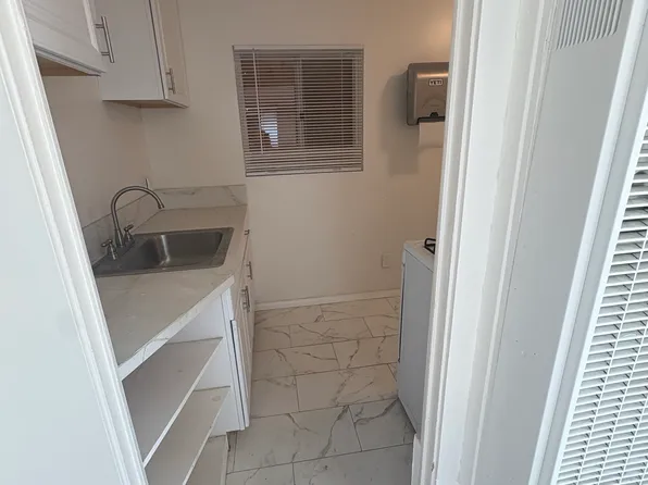 3874 1/2 43rd St, San Diego, CA 92105