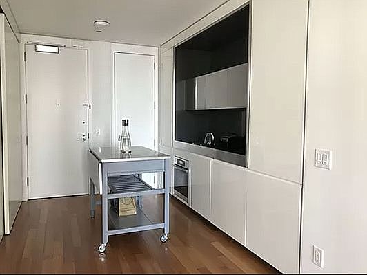 4th image of 15 William St APT 44C