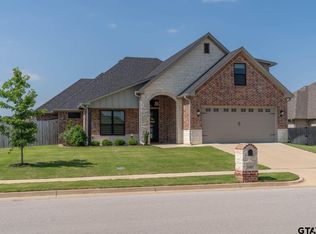 3107 Club Dr, Tyler, TX 75703