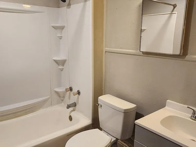 24 Lincoln Ave #3N — Photo 9