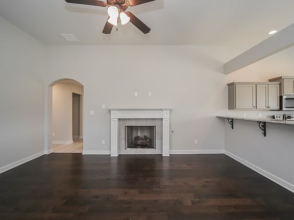5th image of 3429 Marion Ln