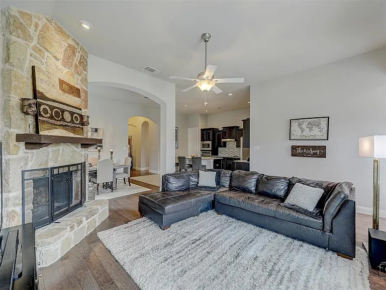 11709 Parade Dr — Photo 50