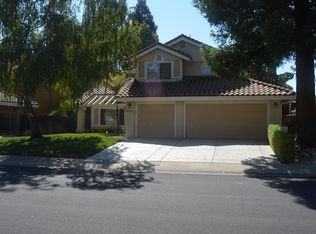 8392 Red Fox Way, Elk Grove, CA 95758