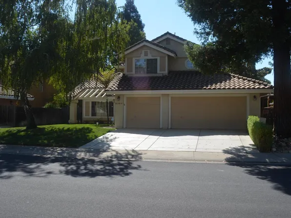 8392 Red Fox Way, Elk Grove, CA 95758