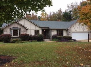 8403 Fairfield Forest Rd, Denver, NC 28037