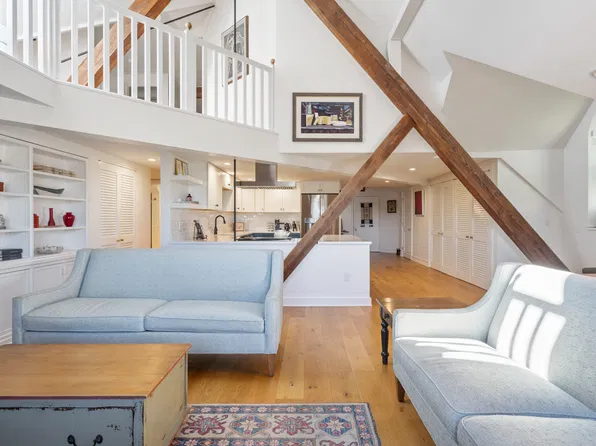 22 Carroll St APT 9, Portland, ME 04102