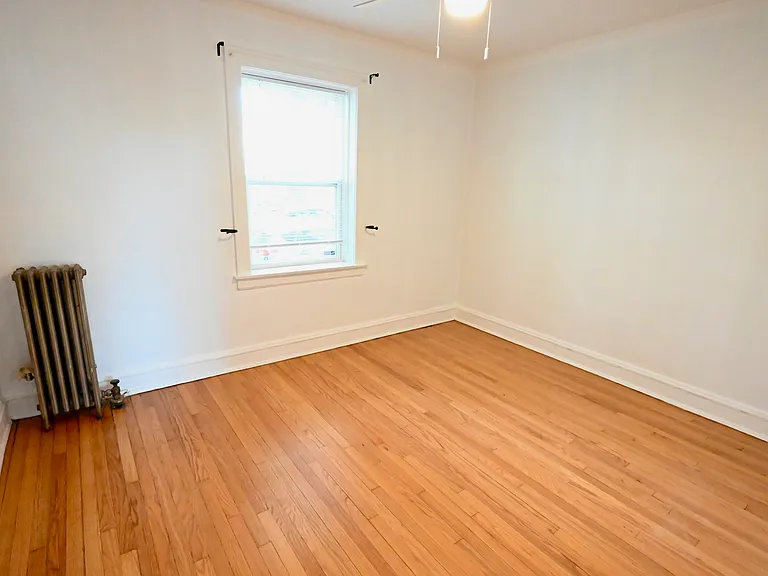 2421 W Ardmore Ave #1 — Photo 7