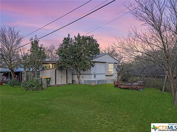 3rd image of 1900 Waelder Rd