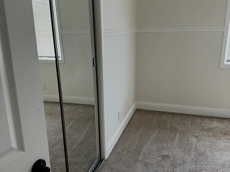 7617 Canterbury Ln — Photo 5