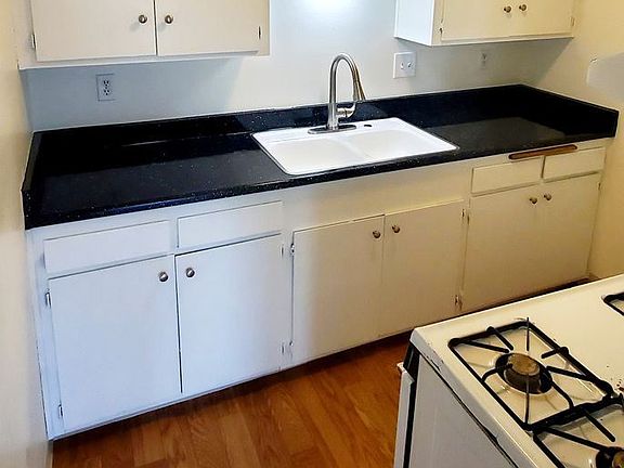 2nd image of 7645 Pacific Ave #19