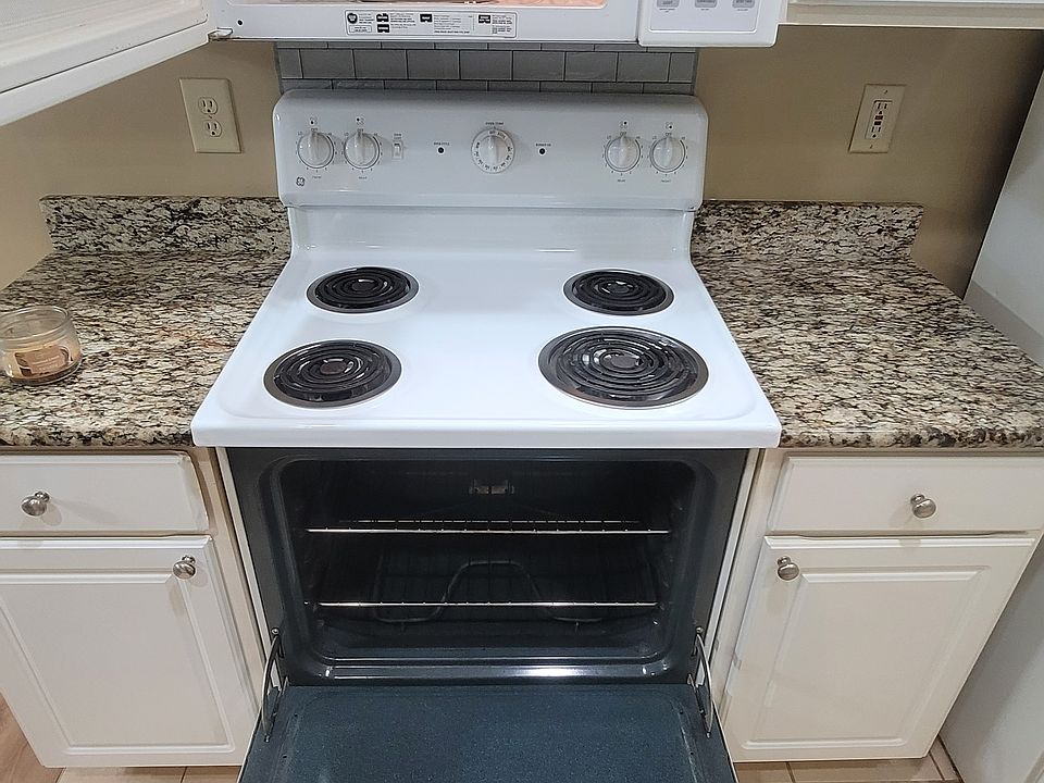 Clean oven