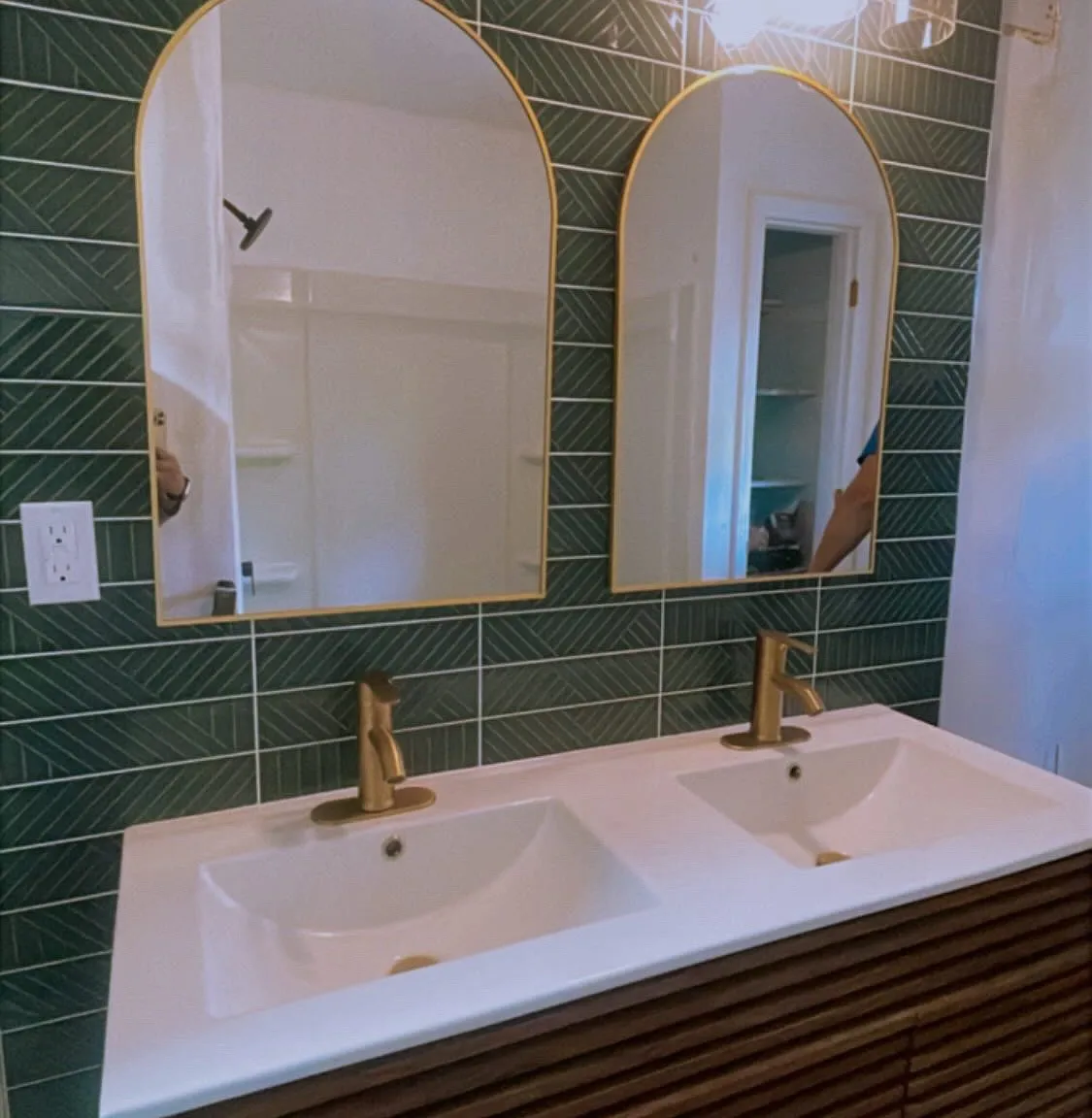 4 bed, 2.5 bath, 2250 sqft, $2,750 — Photo 2