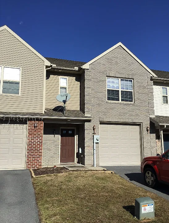 228 Meriweather Dr #228