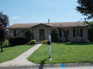 1330 N 8th St, Atchison, KS 66002