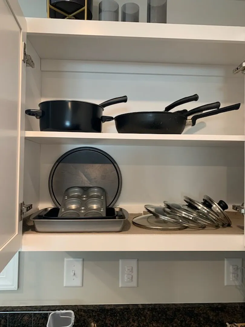 Small Dog Friendly- 2 Bed / 2.5 Bath Near Downtown Kannapolis , Nc — Photo 3