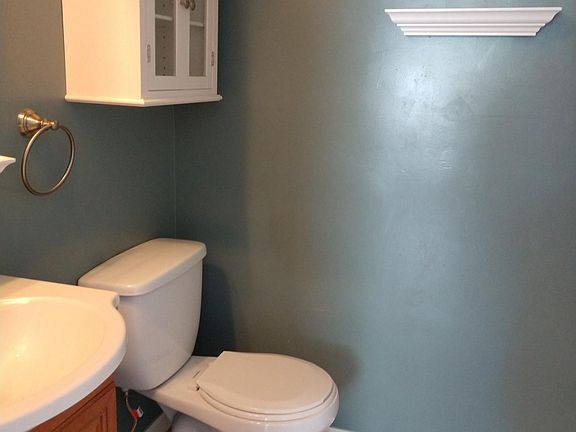 4th image of 2380 Gregory Dr